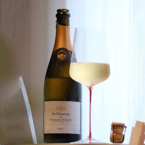 香槟平替Cremant de Loire传统法起泡酒半干白葡萄酒18个月瓶陈酿