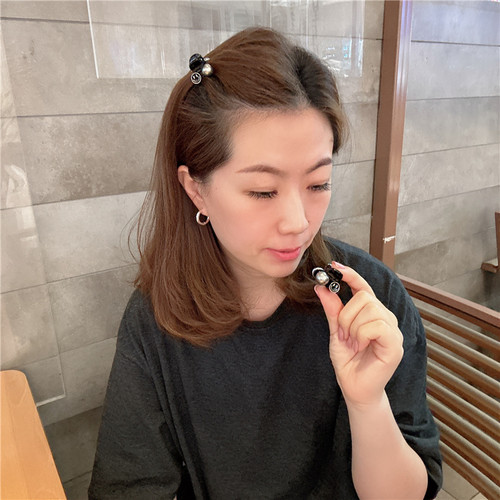 刘海抓日韩少女风格米奇头笑脸