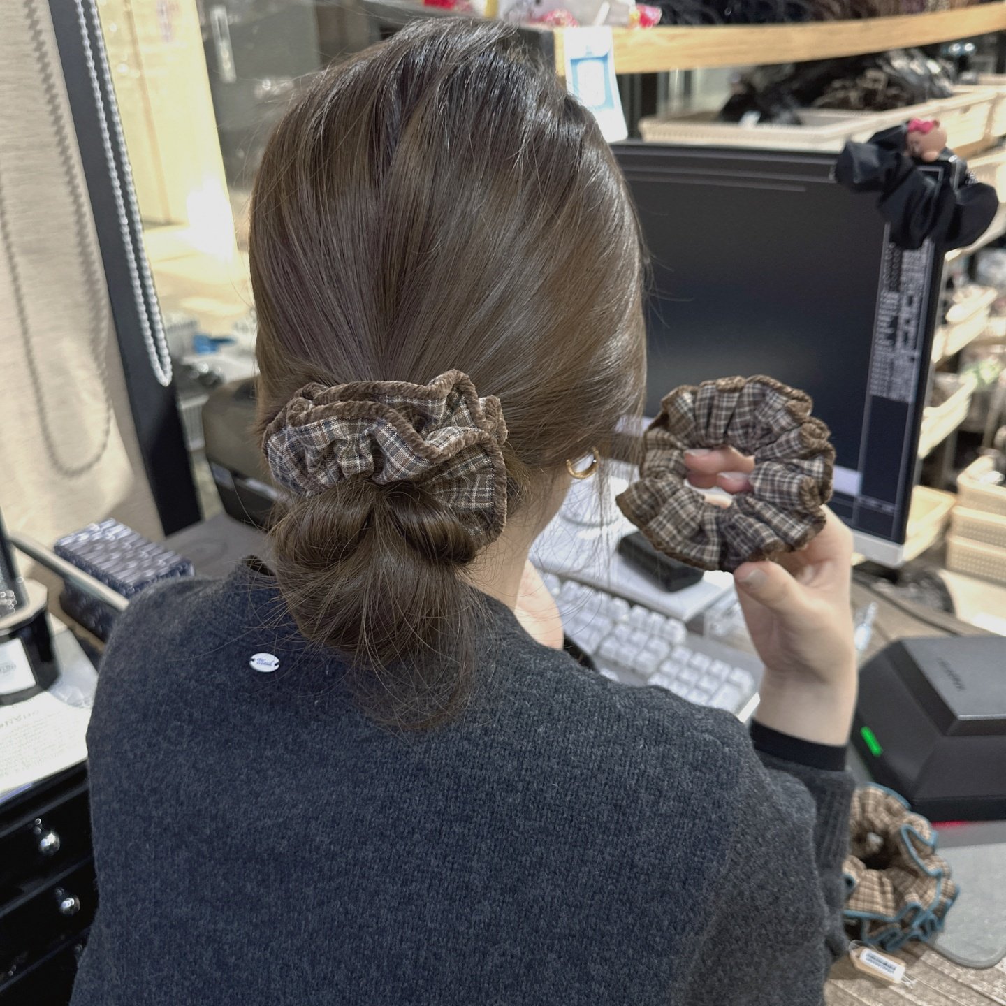 韩系复古格纹大肠皱褶发圈少女百搭气质扎马尾皮筋丸子头发绳头饰,饰品/流行首饰/时尚饰品新,发饰,淘宝优惠券,粉丝福利购,淘宝优惠卷