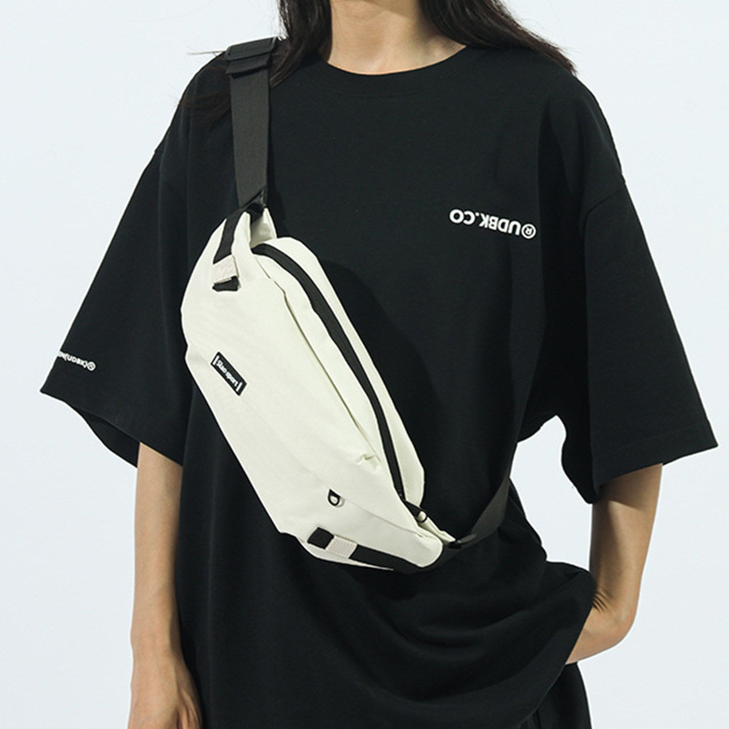 轻便户外运动型男士胸前包街头个性小腰包后背骑行挎包情侣包小包,箱包皮具/热销女包/男包,胸包,淘宝优惠券,粉丝福利购,淘宝优惠卷