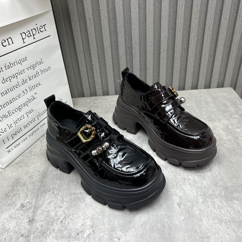 工厂断码处理女鞋2025秋冬新款粗跟高跟深口英伦风加绒时尚女单鞋