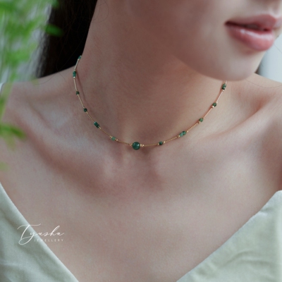 TYUSHA祖母绿翡翠玉珠项链