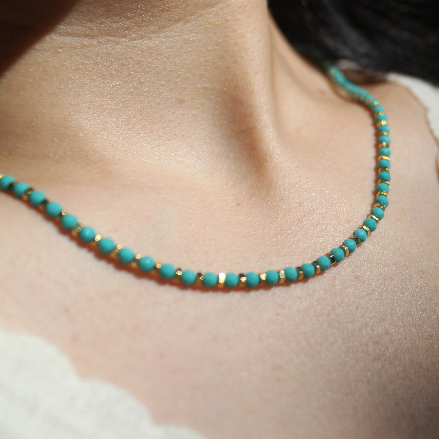 여성을위한 천연 청록색 쇄골 체인 오리지널 디자인 금도금  대비 페르시 넥 체인 쥬얼리 파란색과 청록색 목걸이