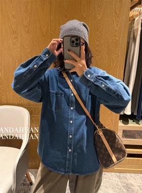 深蓝色挺括有型休闲牛仔衬衫