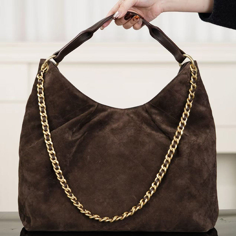 26c早春新款复古女包菱格链条包