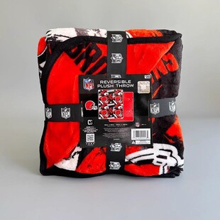 152 橄榄球法兰绒毯 127cm办公车载午休大毯子 美式 六折清仓