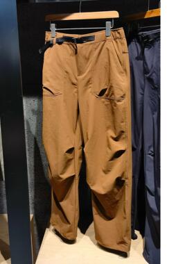 新款秋季伞兵裤工装裤宽松男士户外休闲裤女防风防泼水长裤