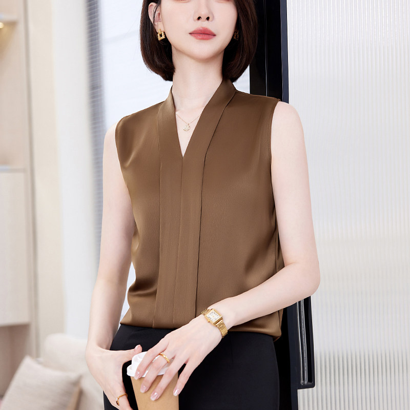 简约西装内搭无袖背心女2024夏季宽松设计感正装V领打底衫上衣潮