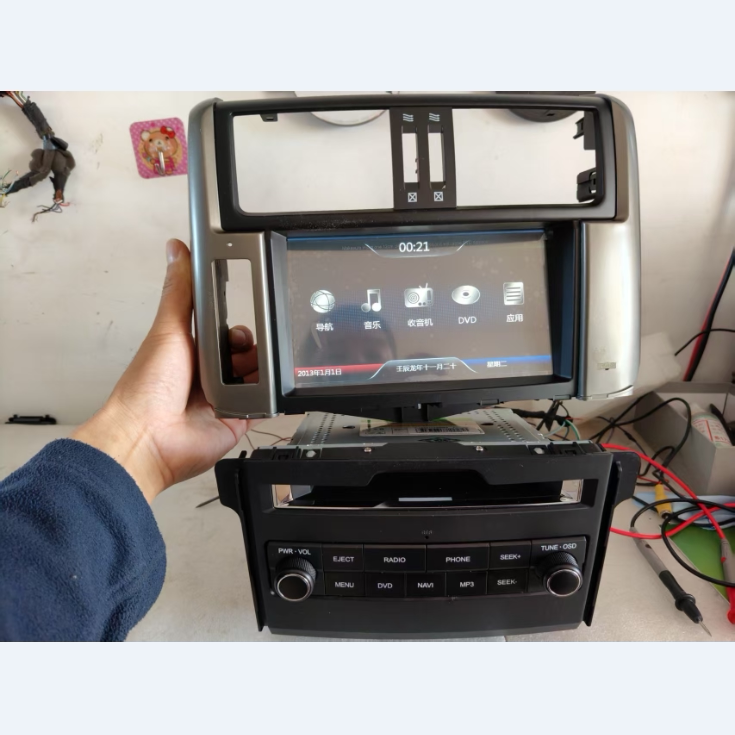 适用老款丰田霸道普拉多原车载DVD蓝牙分体高低配导航gps一体机