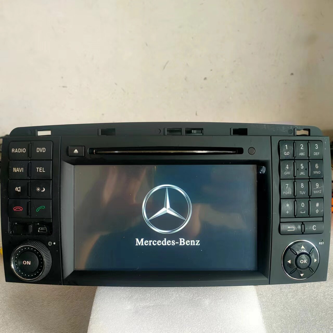 适用奔驰R级R300R350专车专用原车载dvd蓝牙导航gps一体机 库存机