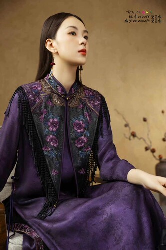 千椿物喜设计师原创清汉女新中式国风重工复古刺绣流苏民族风披肩