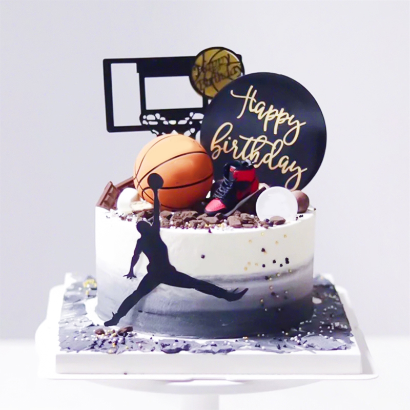 情景球鞋插卡生日蛋糕