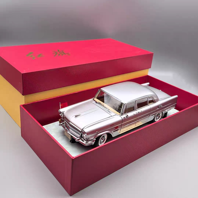 世纪龙 1:18一汽原厂 红旗CA72高级轿车 合金仿真汽车模型 精装