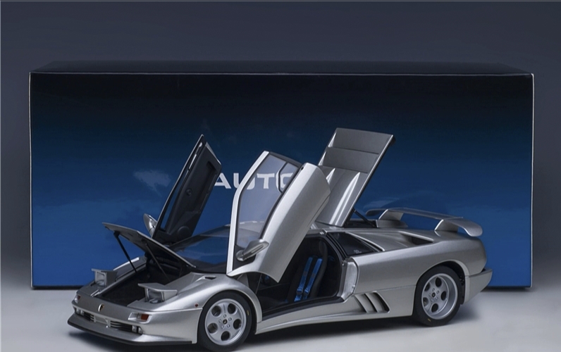 奥拓1:18 兰博基尼 鬼怪30周年纪念版Diablo SE30 Jota 汽车模型