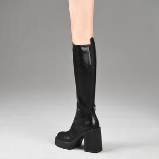 10.3cm黑色高跟鞋 侧拉链厚底女靴子 新款 misili骑士粗跟长靴秋冬季