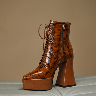 新款 加绒厚底女靴子 2026秋冬季 misili马丁靴粗跟短靴12.2cm高跟鞋