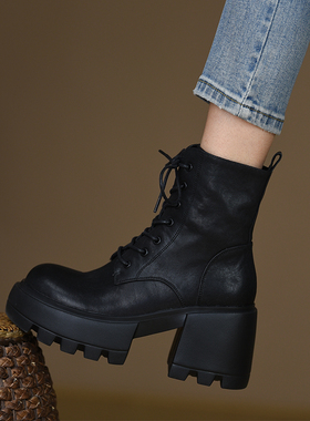 misili 系带马丁靴黑色粗跟短靴秋冬季新款8.5cm高跟鞋厚底女靴子