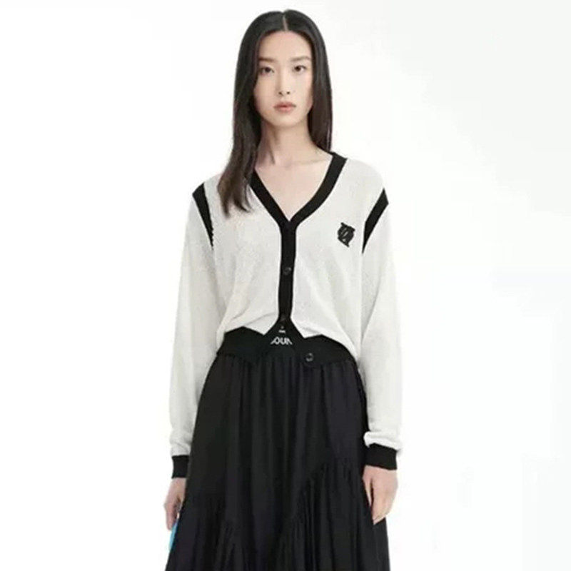 UX0K0003拼色设计长袖V领短款针织短外套女3.31春
