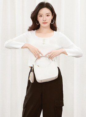 HG0E0006简约微弹短款上衣套头长袖针织衫女1.14春