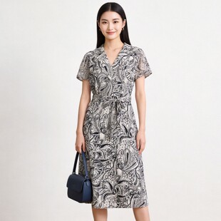 HH0A0023时尚印花裙子连衣裙专柜折扣女装6.10夏