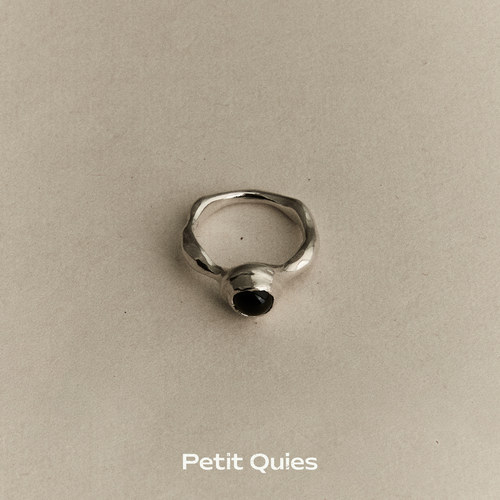 Petit Quies纯手工定制通体925银镶嵌天然黑玛瑙戒指复古设计感