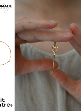 petitquatre纯手工制通体18K爱心扣细手镯轻奢小众原创设计