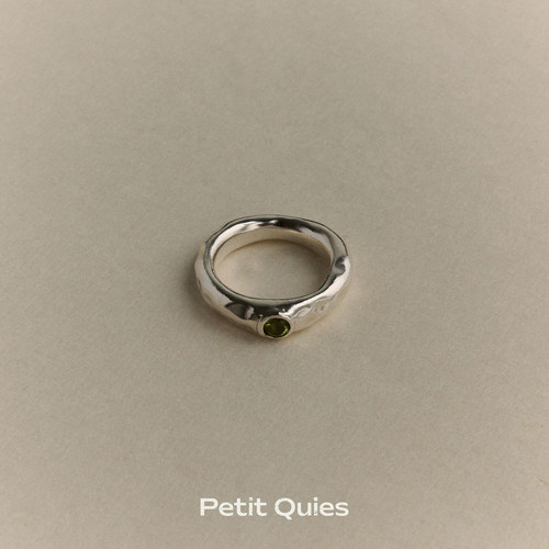 Petit Quies小众纯手工镶嵌橄榄石纯银925戒指男女可佩戴