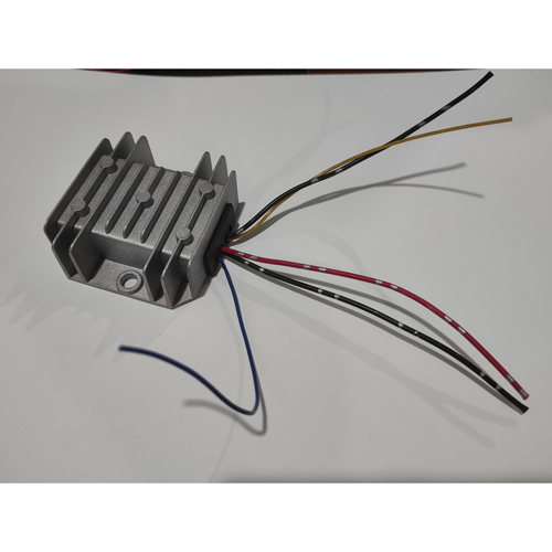 电动车 100V-12V转5V 6A ACC 电门锁 带控制DCDC电源转换器