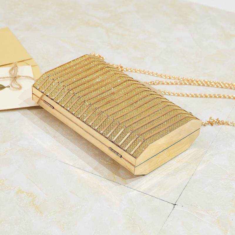 CROSS-CHAIN SMALL SQUARE BAG WOMENS BAG NEW KOREAN VERSION OF THE VERSATILE NET MORE IRON MESH HAND HOLDING DINNER BAG SHOULDER BAG