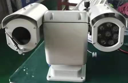 双侧载皮带传动激光驱鸟手机控制