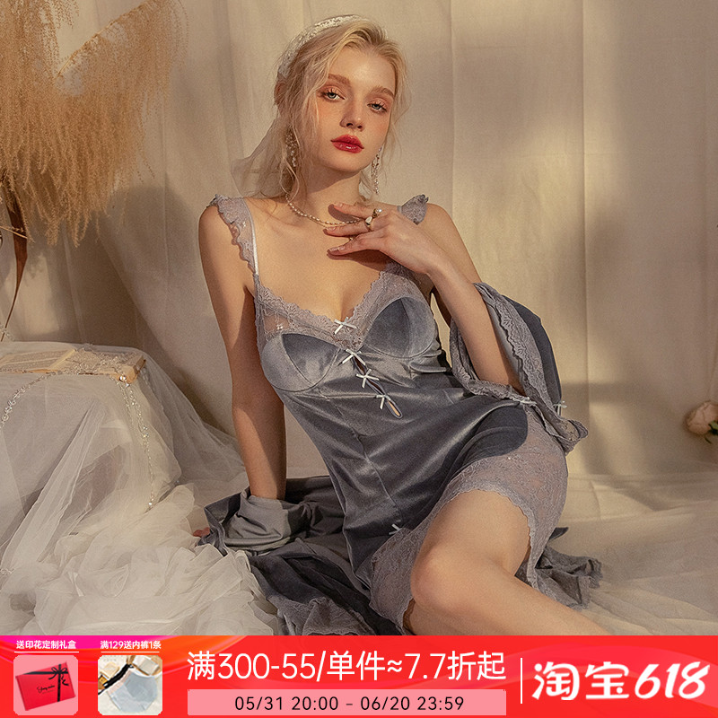 上小楼金丝绒性感睡衣套装女