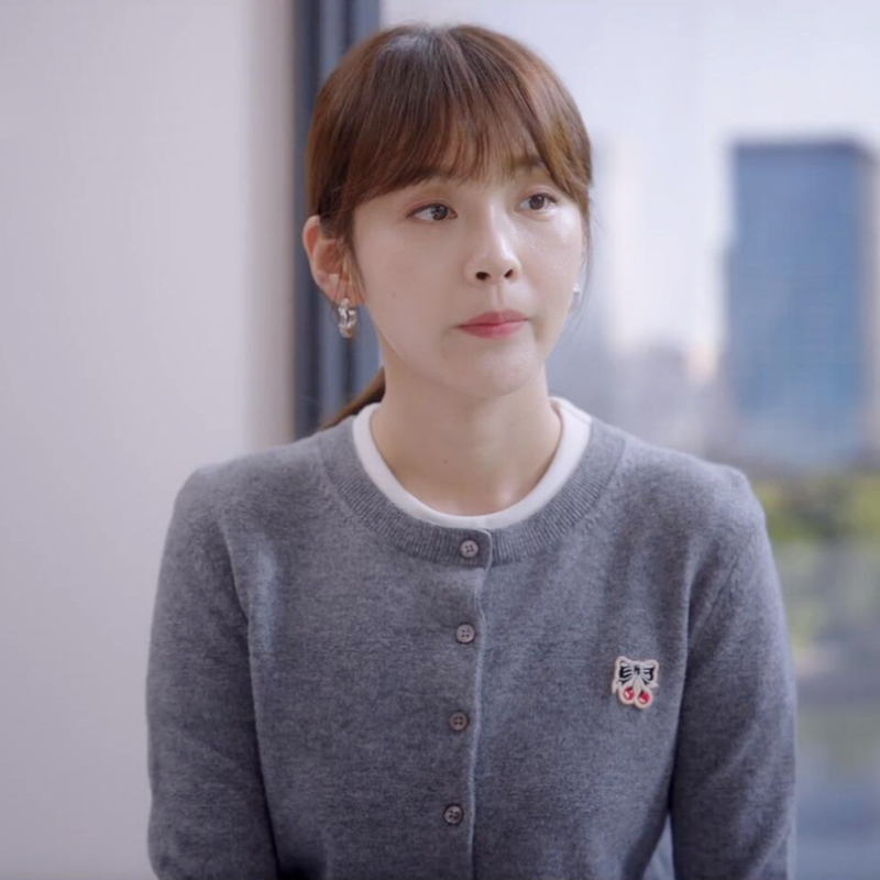 私藏浪漫同款衣服张佳宁涂筱柠蝴蝶结绣花灰色毛衣针织女开衫秋季