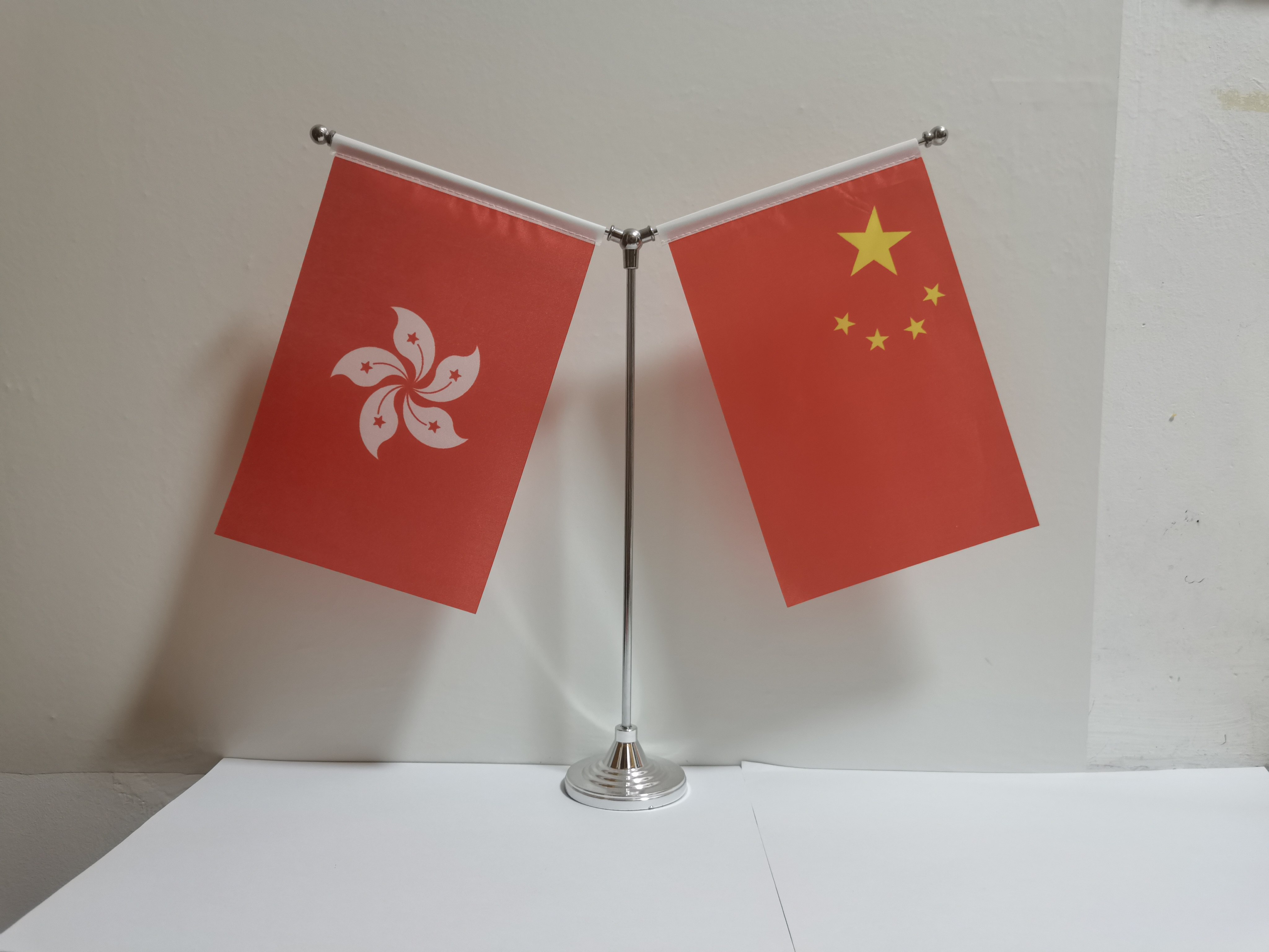 香港特别行政区区旗桌旗摆件香港特区旗帜香港旗子桌面台面小旗