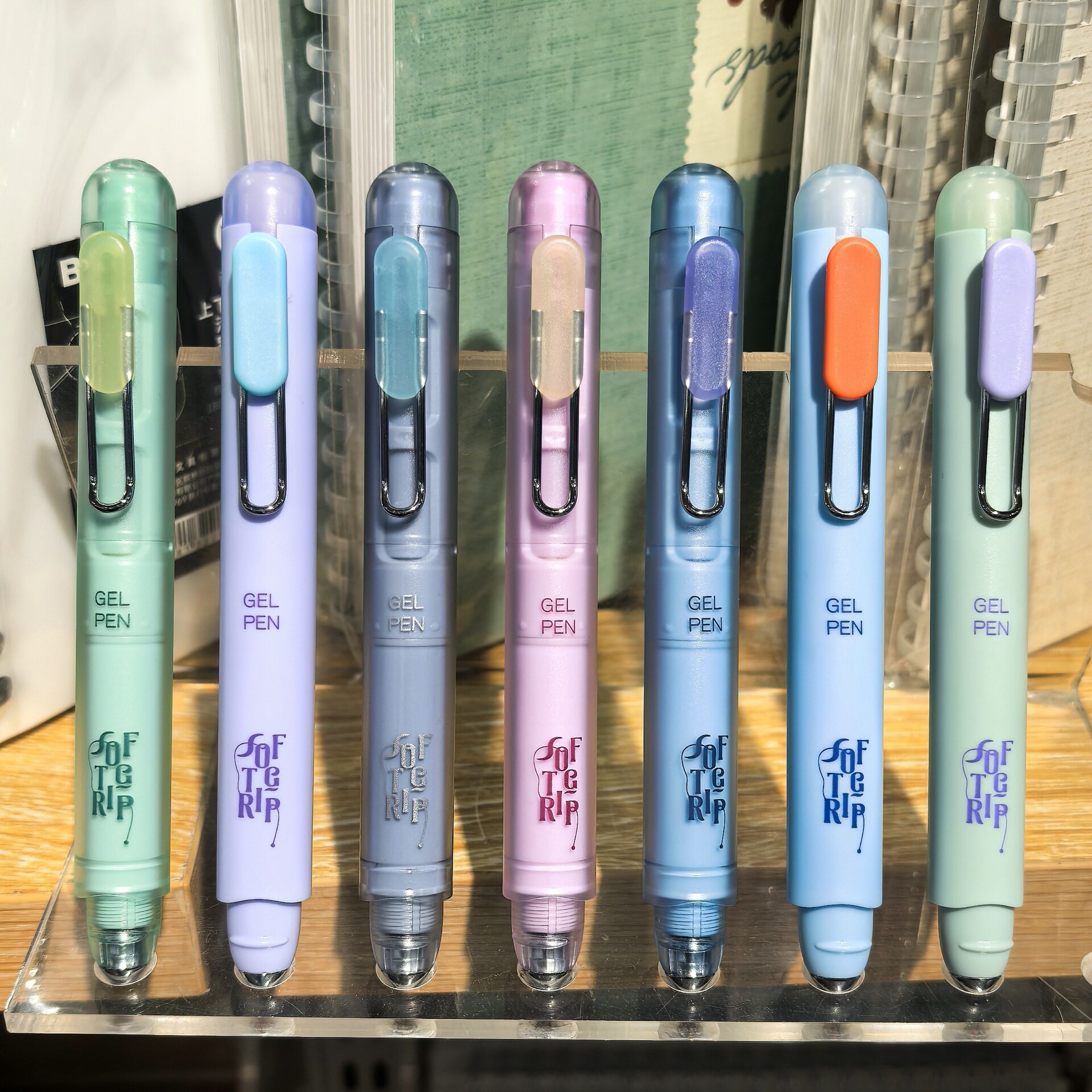 点石新品指尖温柔伸缩口袋中性笔