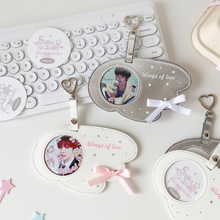 原创皮质丝带吧唧套追星圆卡收纳展示套背包装饰挂件谷子徽章卡套