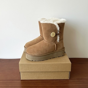 河南桑坡村羊皮毛一体真皮羊毛原木扣厚底雪地靴女中筒冬季 大棉鞋