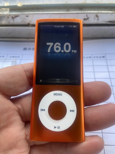 中古回流二手苹果iPod nano5 橙色，8G，型号A1320