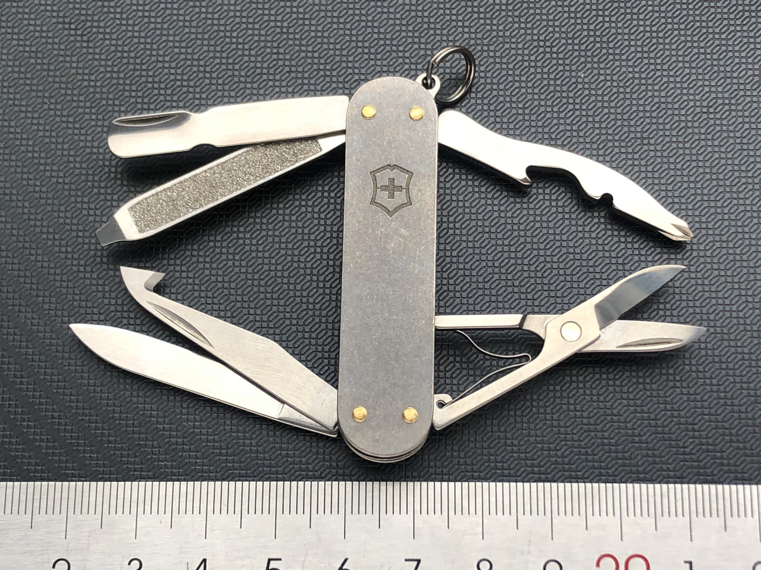 维氏58mm瑞士军刀全新正品