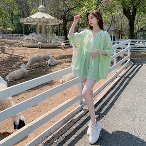 防晒服套装女2025年夏季新款简约纯色薄款宽松短裤防晒休闲两件套图片