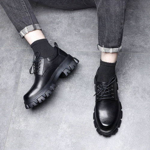 Martens, низкие короткие сапоги на платформе в английском стиле, трендовые короткие ботинки из мягкой кожи на скрытом каблуке, мужские туфли, из натуральной кожи, в британском стиле
