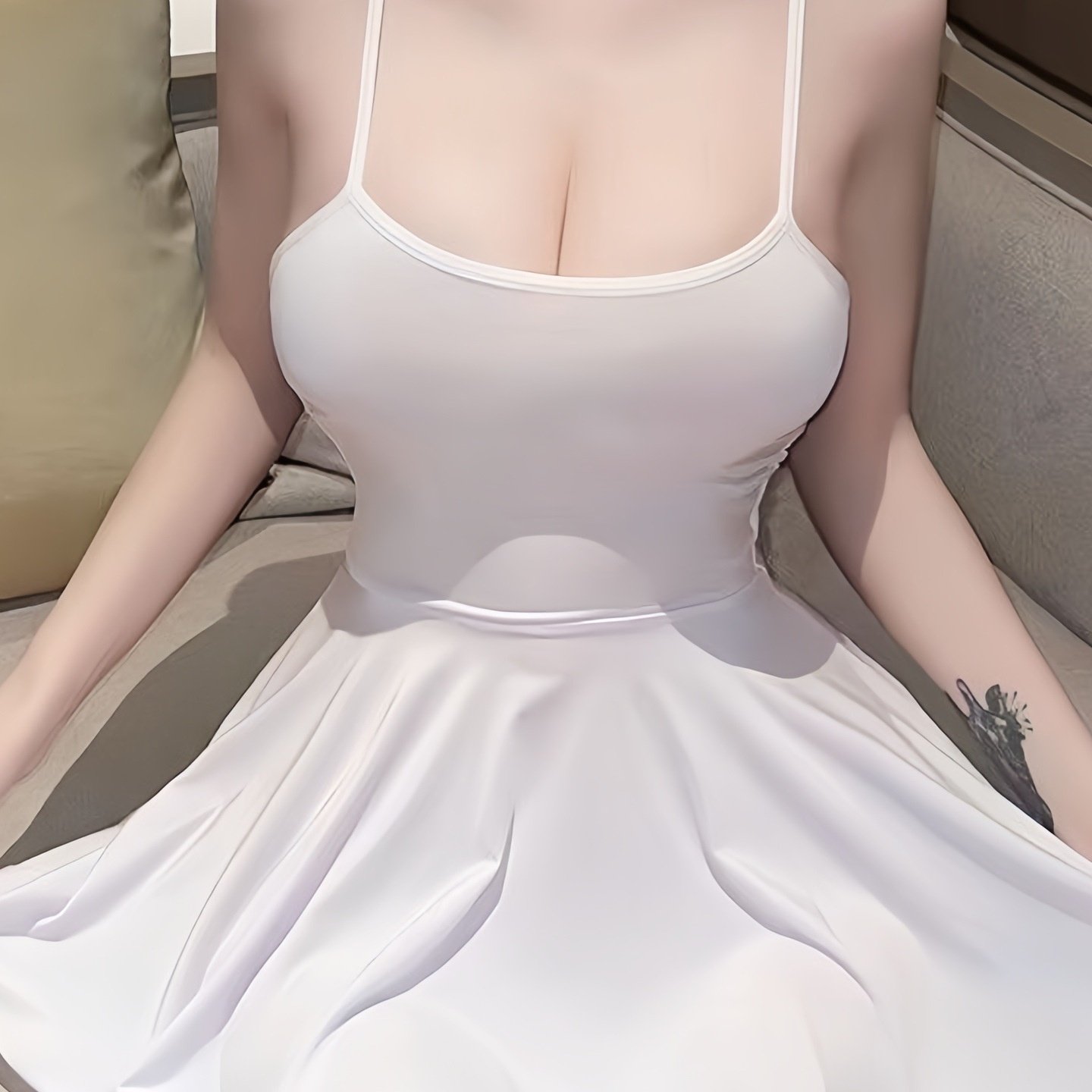 包臀裙性感吊带睡裙丝滑纯欲牛奶丝诱惑吊带睡衣免脱缎面情调7,女士内衣/男士内衣/家居服,睡袍/浴袍,淘宝优惠券,粉丝福利购,淘宝优惠卷