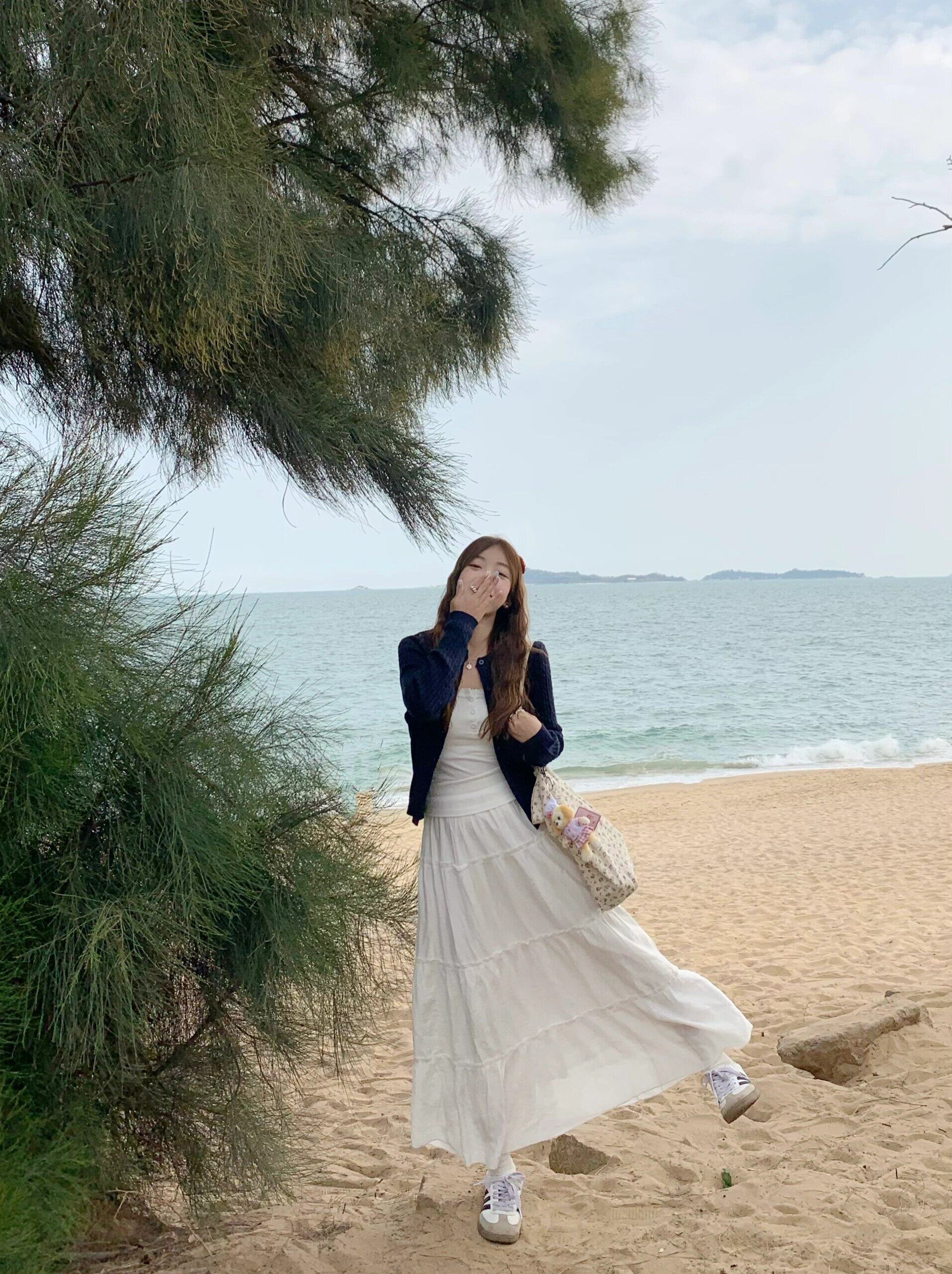 初春连衣裙2024新款女减龄温柔风蛋糕裙两件套装气质韩系早春穿搭