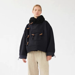 法式 羊毛外套 复古毛毛立领牛角扣大口袋毛呢大衣廓形藏青色短款