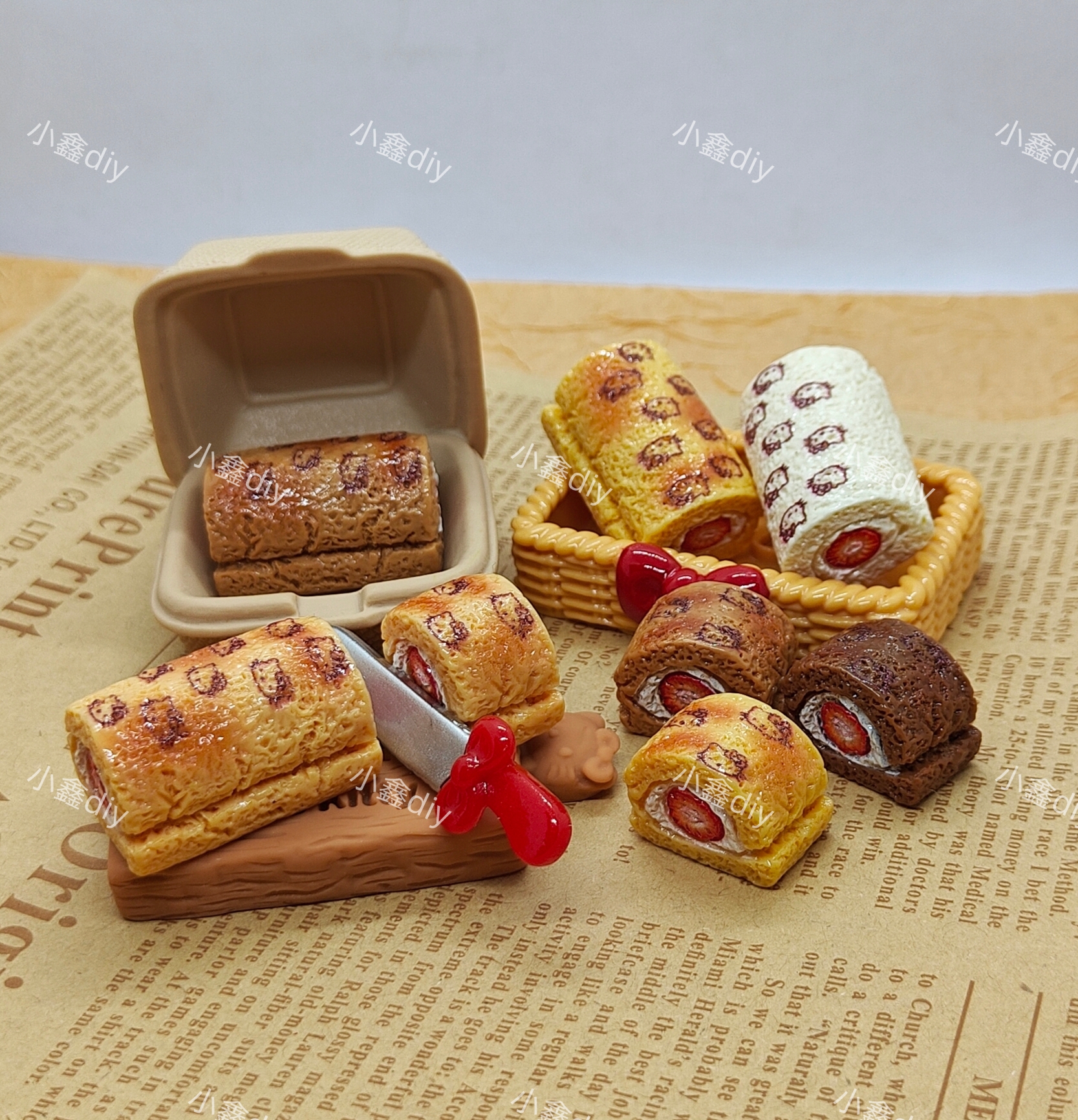 定制kt草莓瑞士卷diy仿真微缩食玩树脂配件奶油胶捏捏装饰摆件