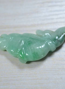 缅甸天然A货糯种阳绿色翡翠鱼形玉佩吊坠鱼跃龙门大件可直接佩戴