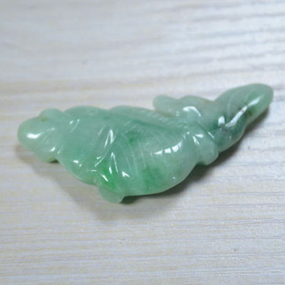 缅甸天然A货糯种阳绿色翡翠鱼形玉佩吊坠鱼跃龙门大件可直接佩戴