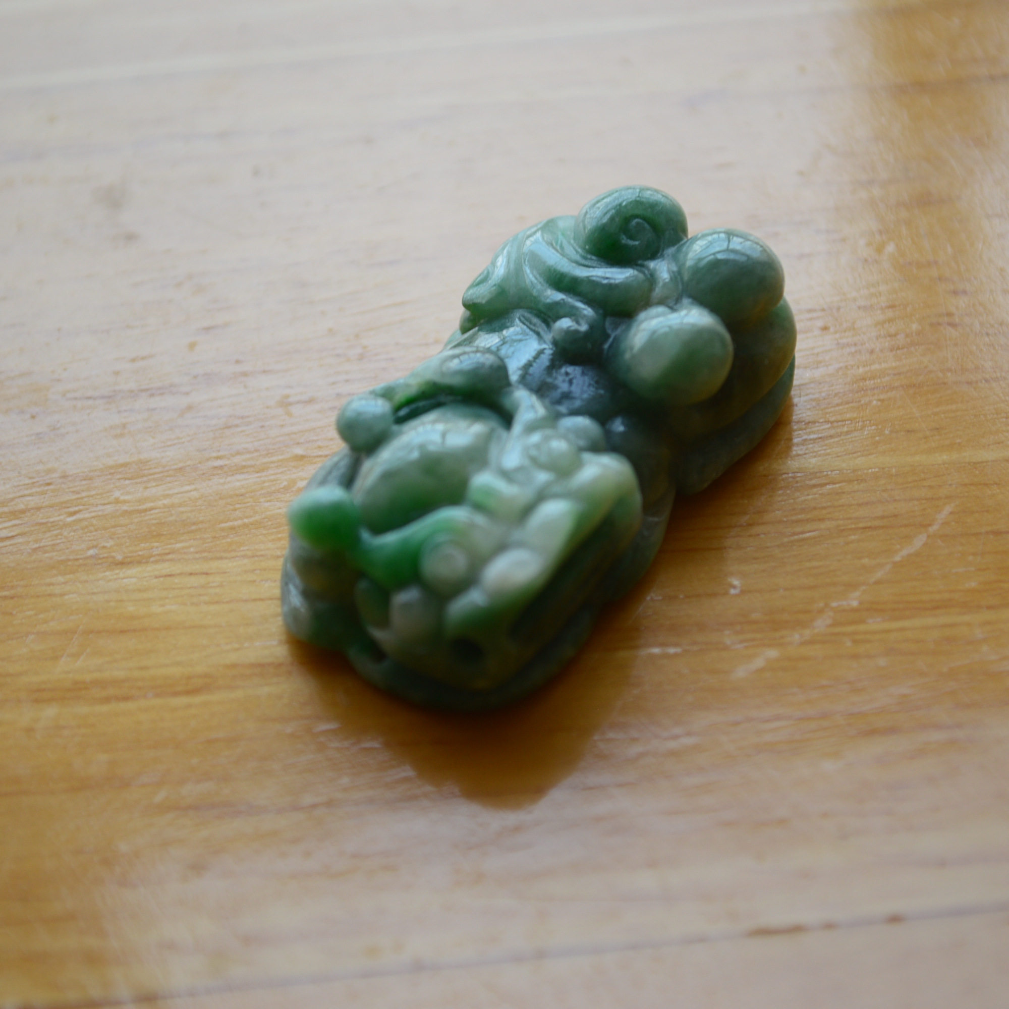 天然缅甸翡翠A货糯种满绿色飘阳绿色貔貅玉石吊坠挂件招财护身符
