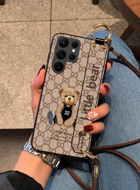 DLARA适用三星S25ultra手机壳S24plus外壳S23FE皮质感S22保护套S21腕带款机械熊S20+斜挎挂绳潮牌皮质感女