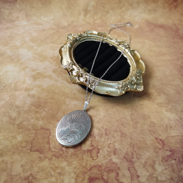 Vintage中古欧洲回流925银浮雕照片盒相片盒吊坠大全标