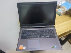 Подержанные ноутбуки 二手笔记本电脑dell戴尔游匣g7-7588 i7-8750h gtx1060 6独显16g